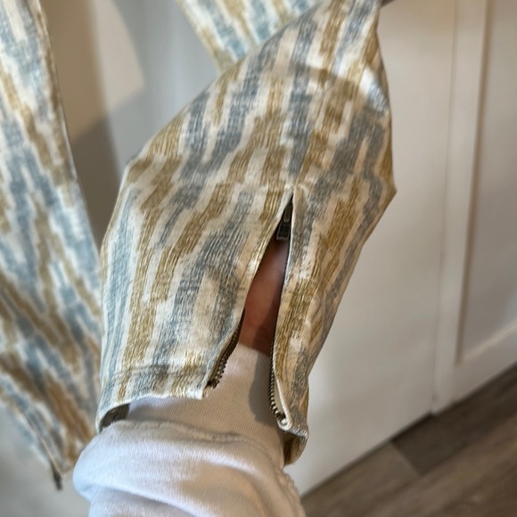 FREE PEOPLE | Ivory Ikat Cropped Skinny Jeans with Zipper Bottoms - Picture 7 of 11